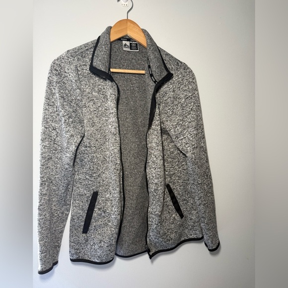 RBX Women's Gray and Black Scrub Jacket - Picture 2 of 6